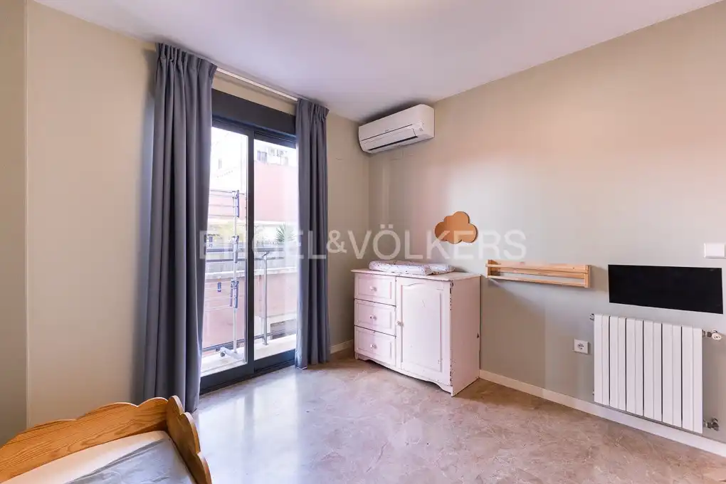 Wohnung zur Miete in En Corts - Doctor Waksman