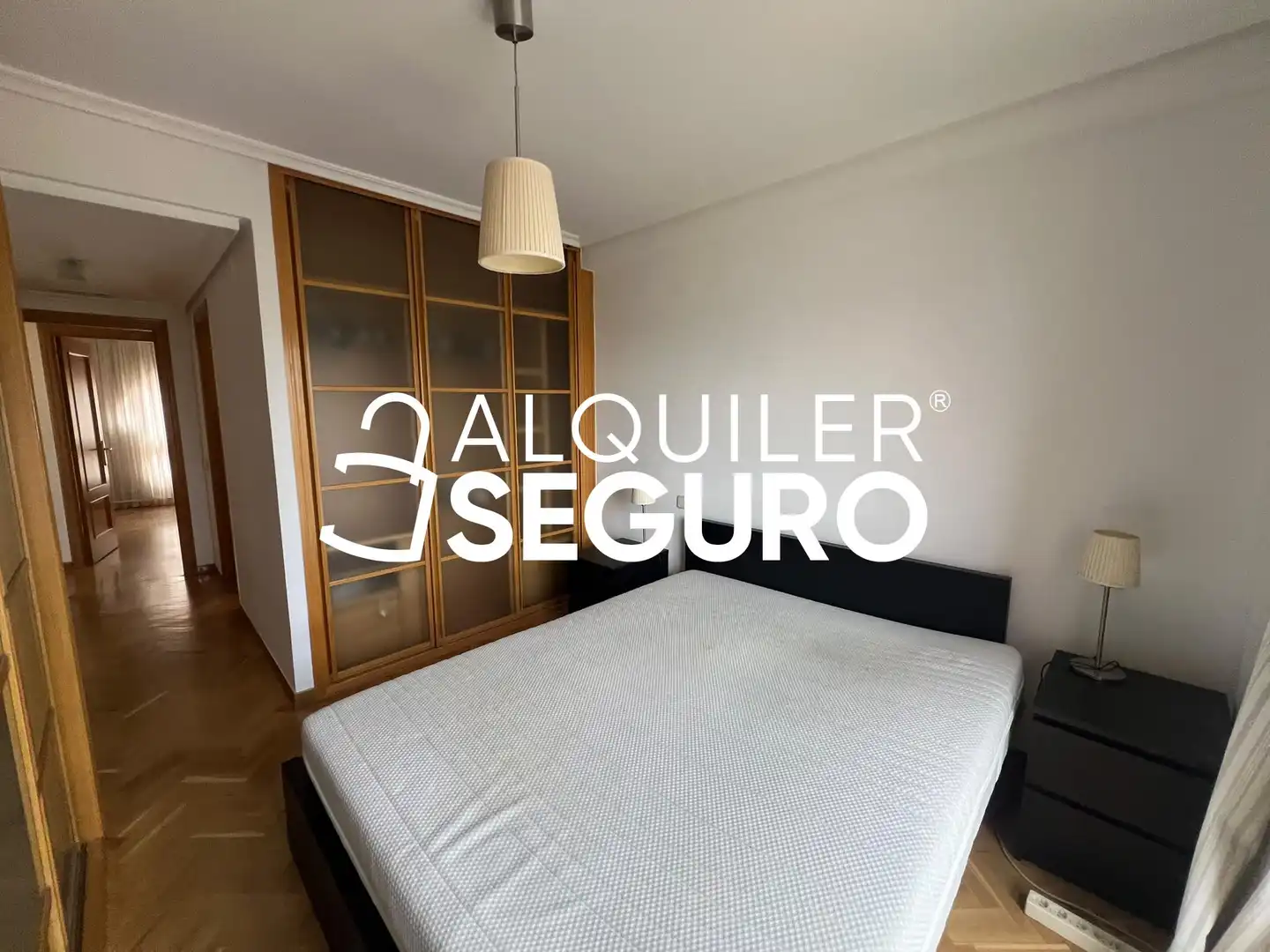 Bedroom of Flat for rent in Madrid  with Air Conditioner, Heating and Swimming Pool