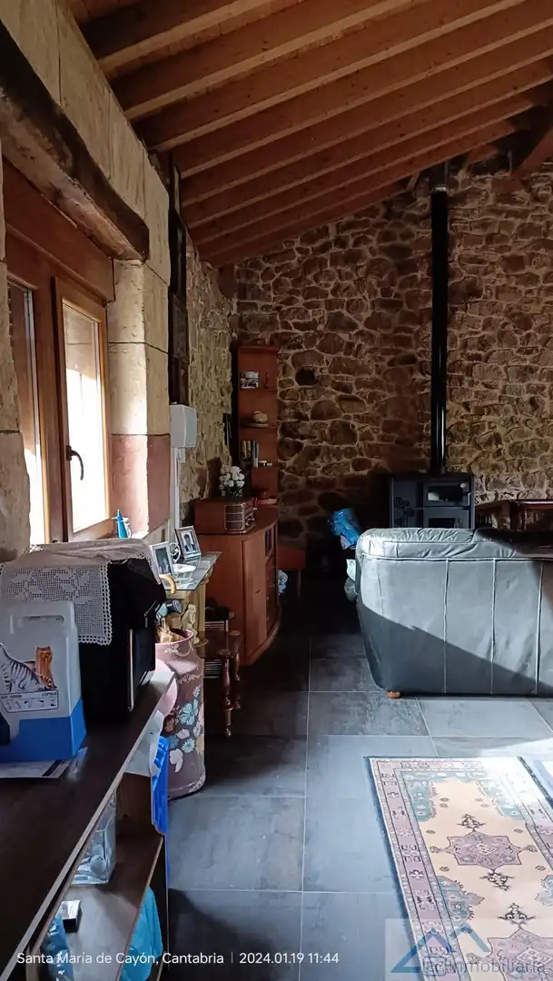 Country homes for sale in Santa María de Cayón
