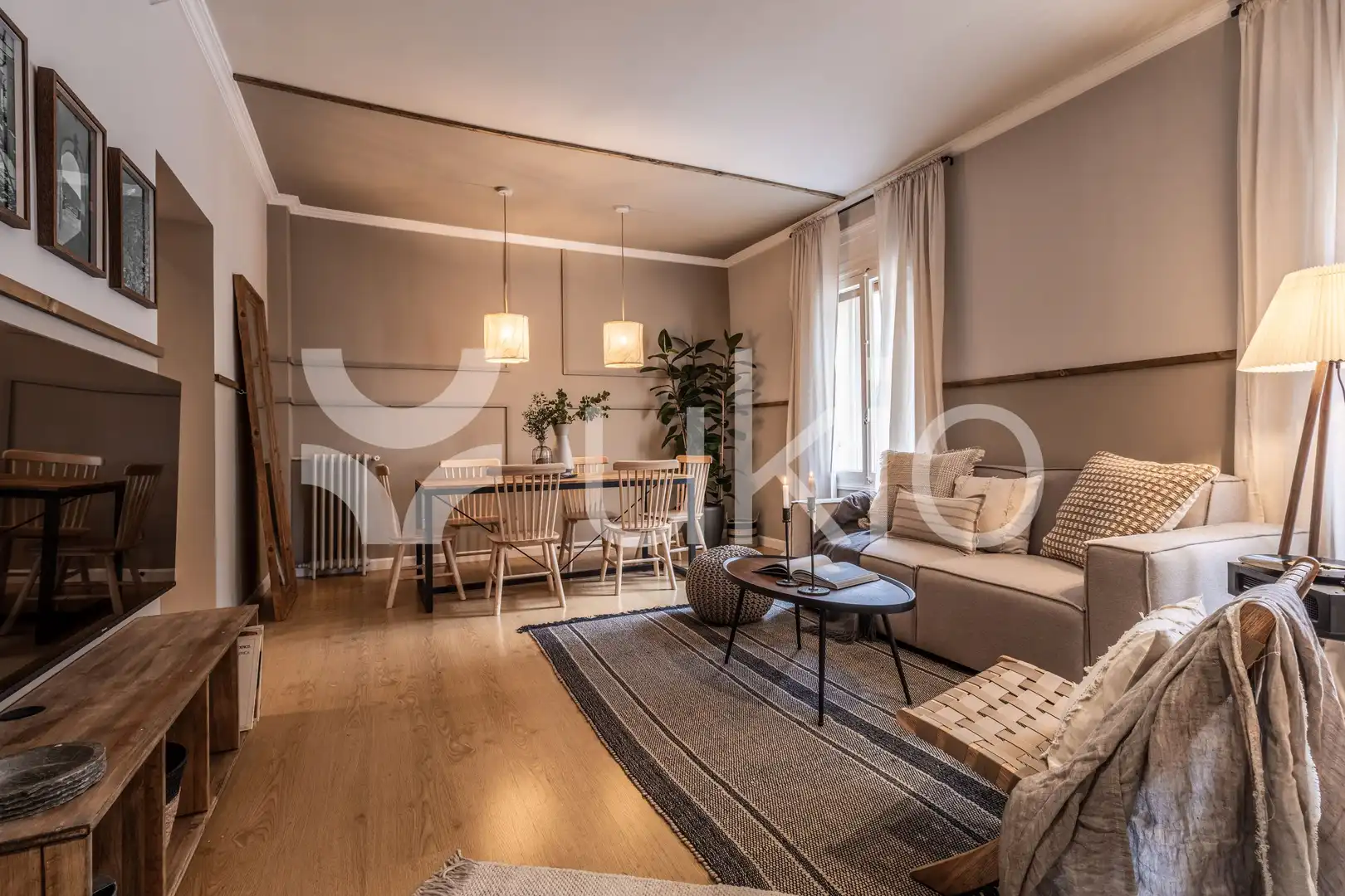 Sala d'estar de Apartament de lloguer en Madrid amb Aire condicionat, Calefacció i Moblat