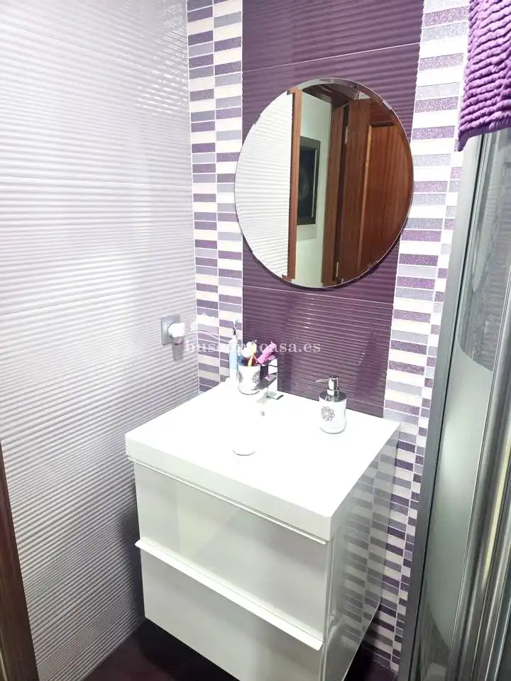 Baño de Piso en venta en Torredelcampo con Aire acondicionado, Trastero y Amueblado