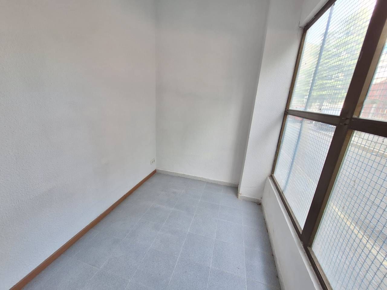 Premises for sale in Fuenlabrada