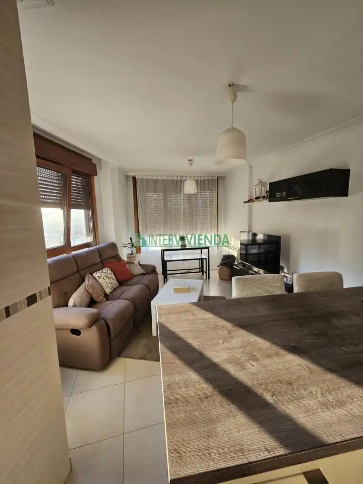 Living room of Flat for sale in Covelo  with Heating, Parquet flooring and Terrace