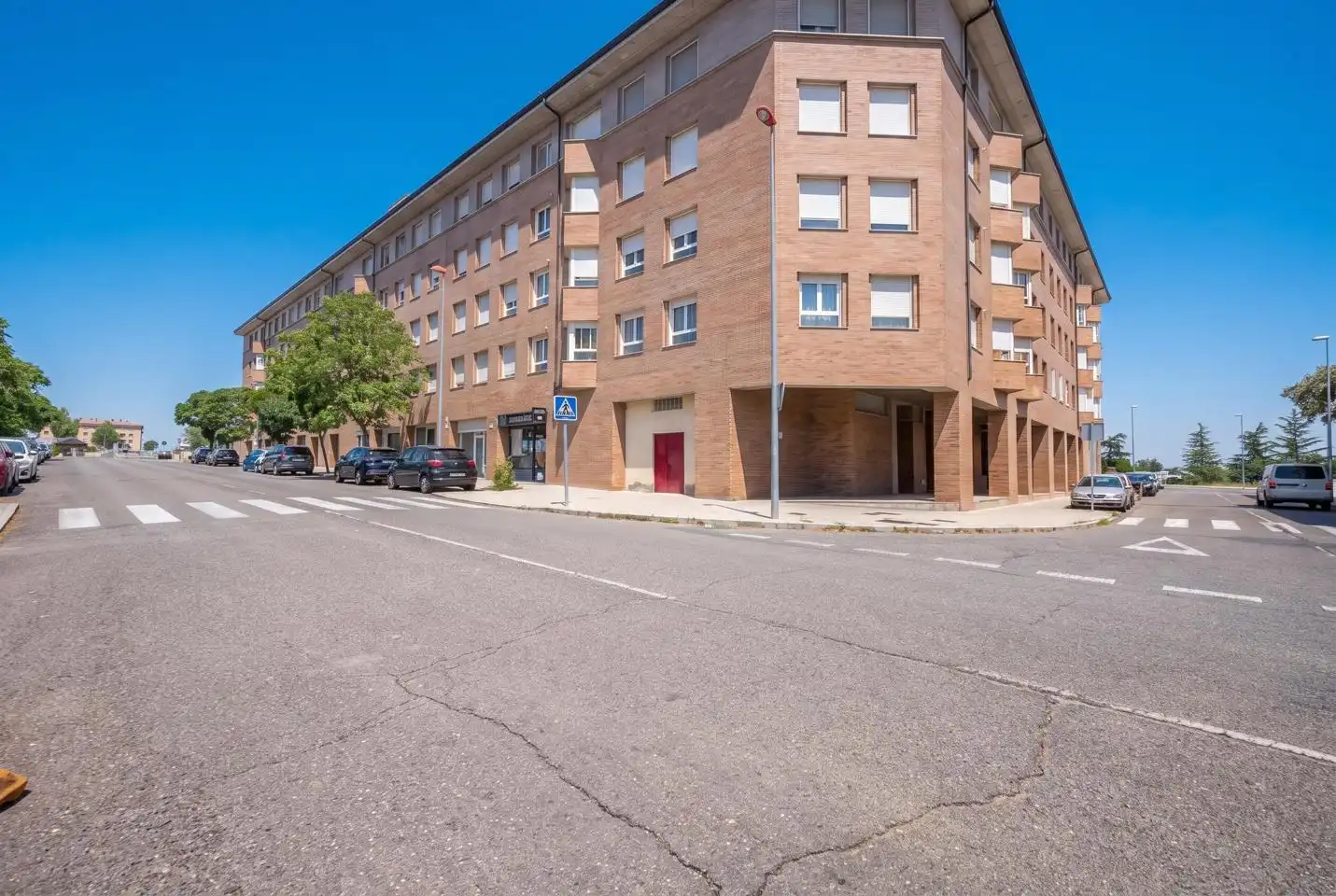 Vista exterior de Pis en venda en Ávila amb Calefacció, Jardí privat i Traster