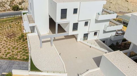 Foto 4 de Piso de alquiler en Calle de Colombia, Balcón de Finestrat - Terra Marina, Finestrat