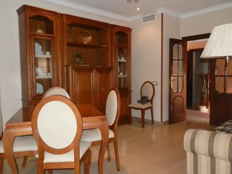 Comedor de Casa o chalet en venta en Lucena con Aire acondicionado, Terraza y Piscina