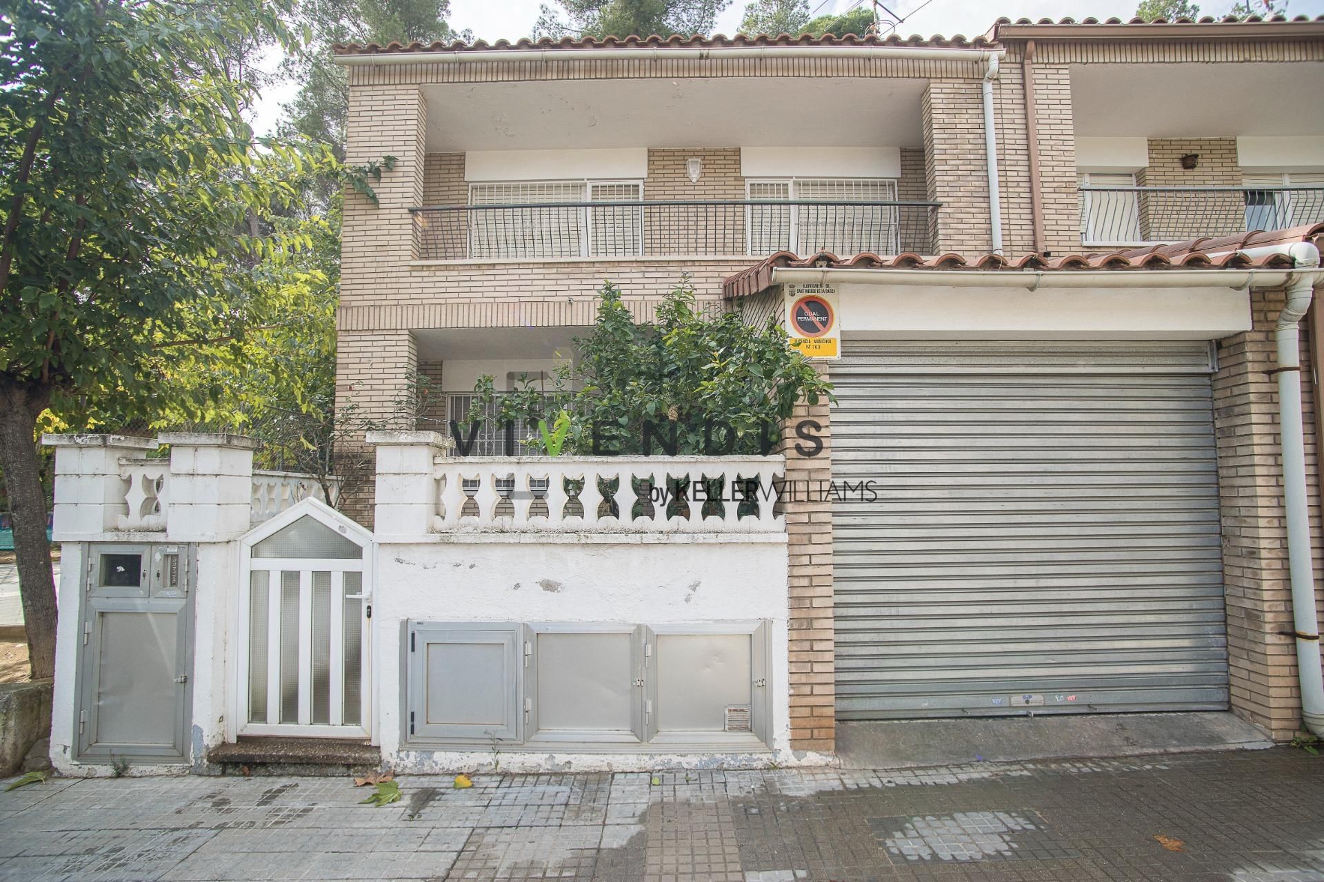 Exterior view of Single-family semi-detached for sale in Sant Andreu de la Barca