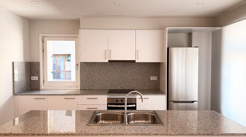 Photo 5 of Flat for rent in Centre, Vic