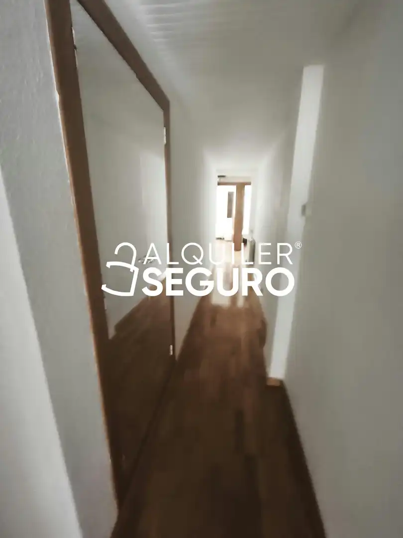 Wohnung zur Miete in Zaragoza mit Heizung, Terrasse und Möbliert