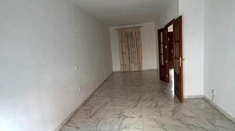 Foto 5 de Casa adosada en venda a Guillena pueblo, Sevilla