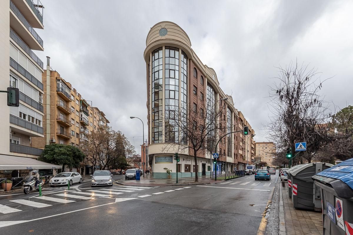 Exterior view of Flat for rent in  Granada Capital  with Furnished