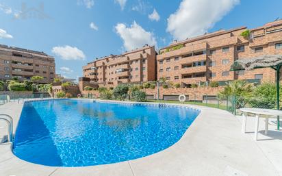 Swimming pool of Flat for sale in Navalcarnero  with Air Conditioner, Heating and Parquet flooring