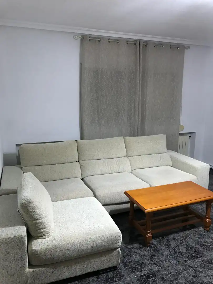 Living room of Flat for rent in Puertollano  with Air Conditioner, Heating and Furnished