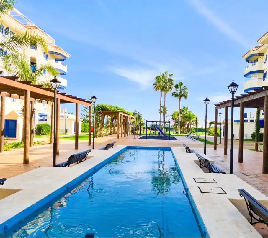 Appartamento con piscina in vendita a San Luis de Sabinillas, imagen 10