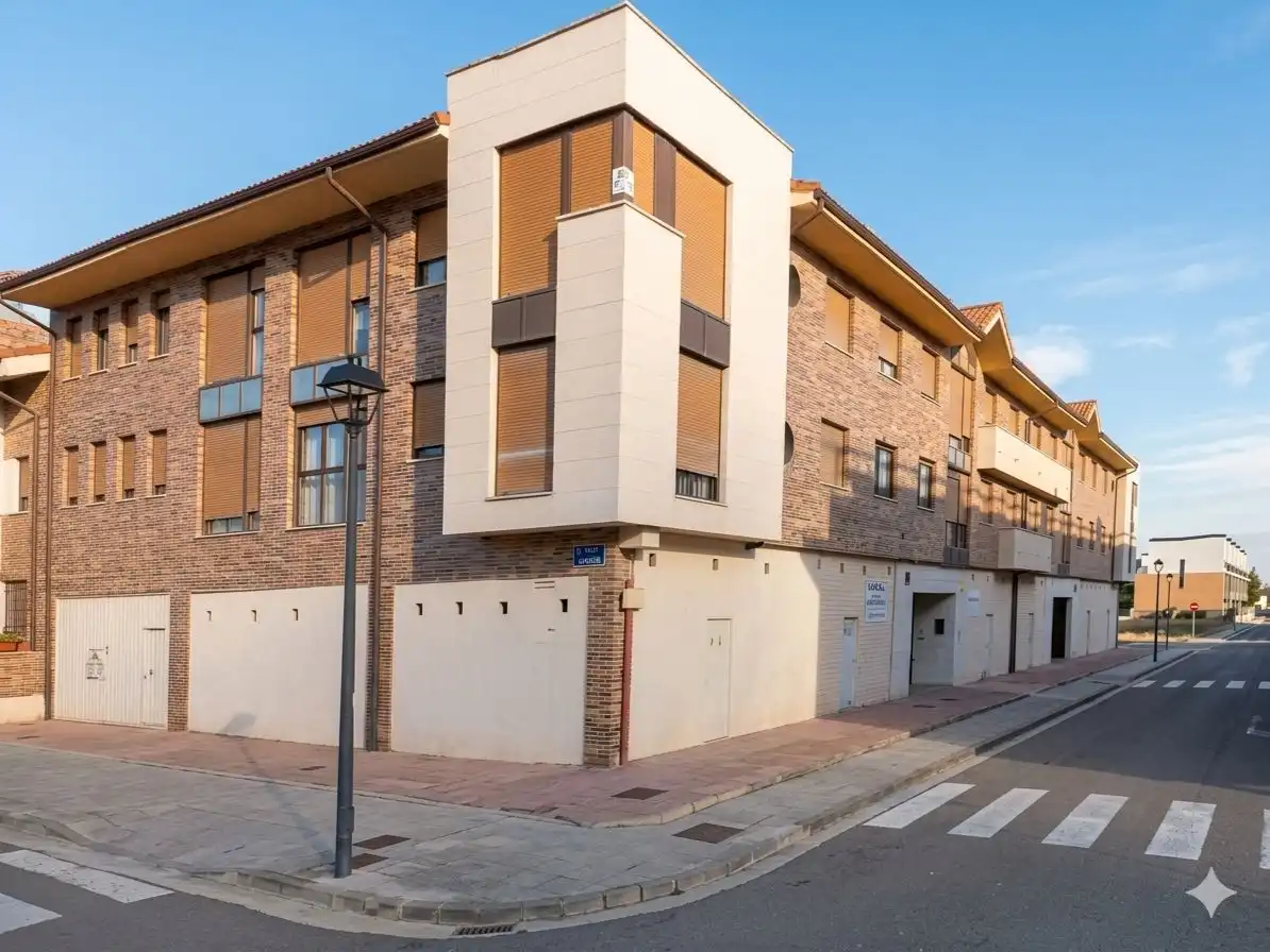 Vista exterior de Local en venta en Miranda de Ebro