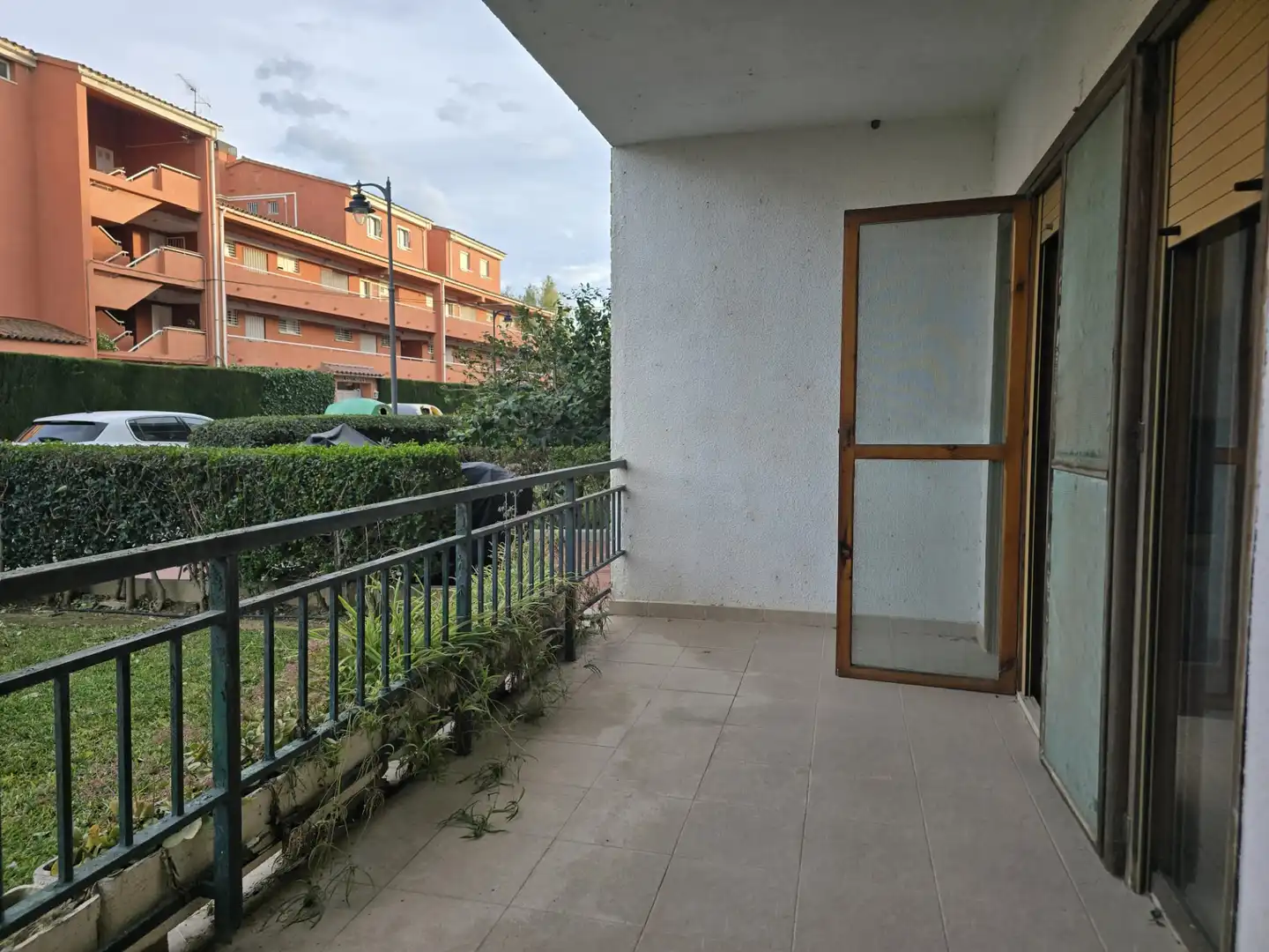 Terraza de Planta baja en venta en Castellón de la Plana / Castelló de la Plana con Amueblado y Balcón