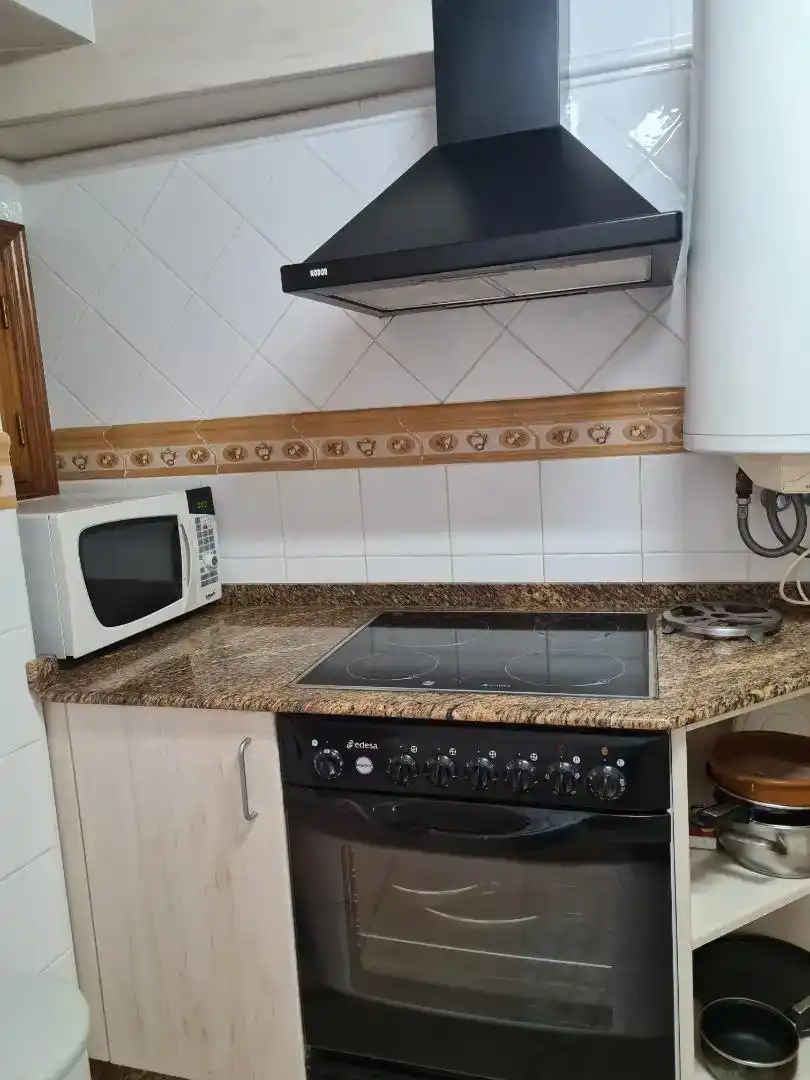Cuina de Casa adosada en venda en Cehegín amb Aire condicionat
