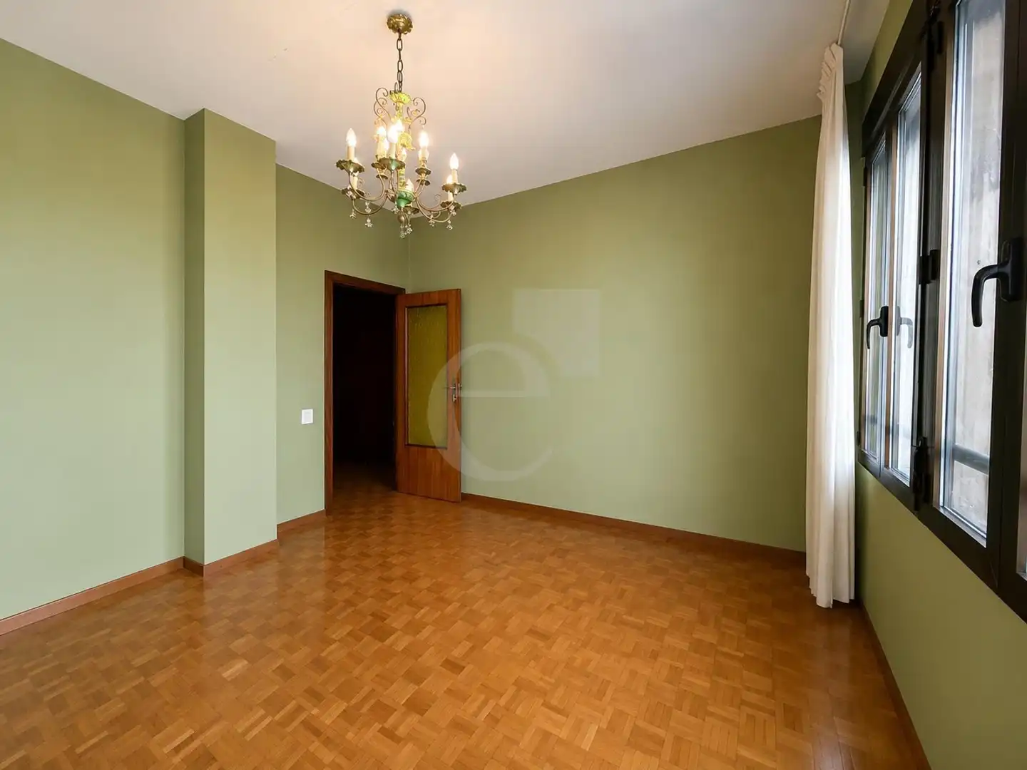 Bedroom of Flat for sale in Valencia  with Air Conditioner and Terrace