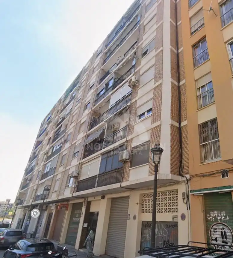 Vista exterior de Piso en venta en Valencia
