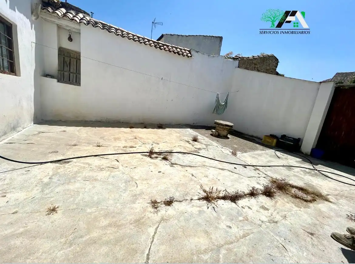 Vista exterior de Casa o xalet en venda en Begíjar