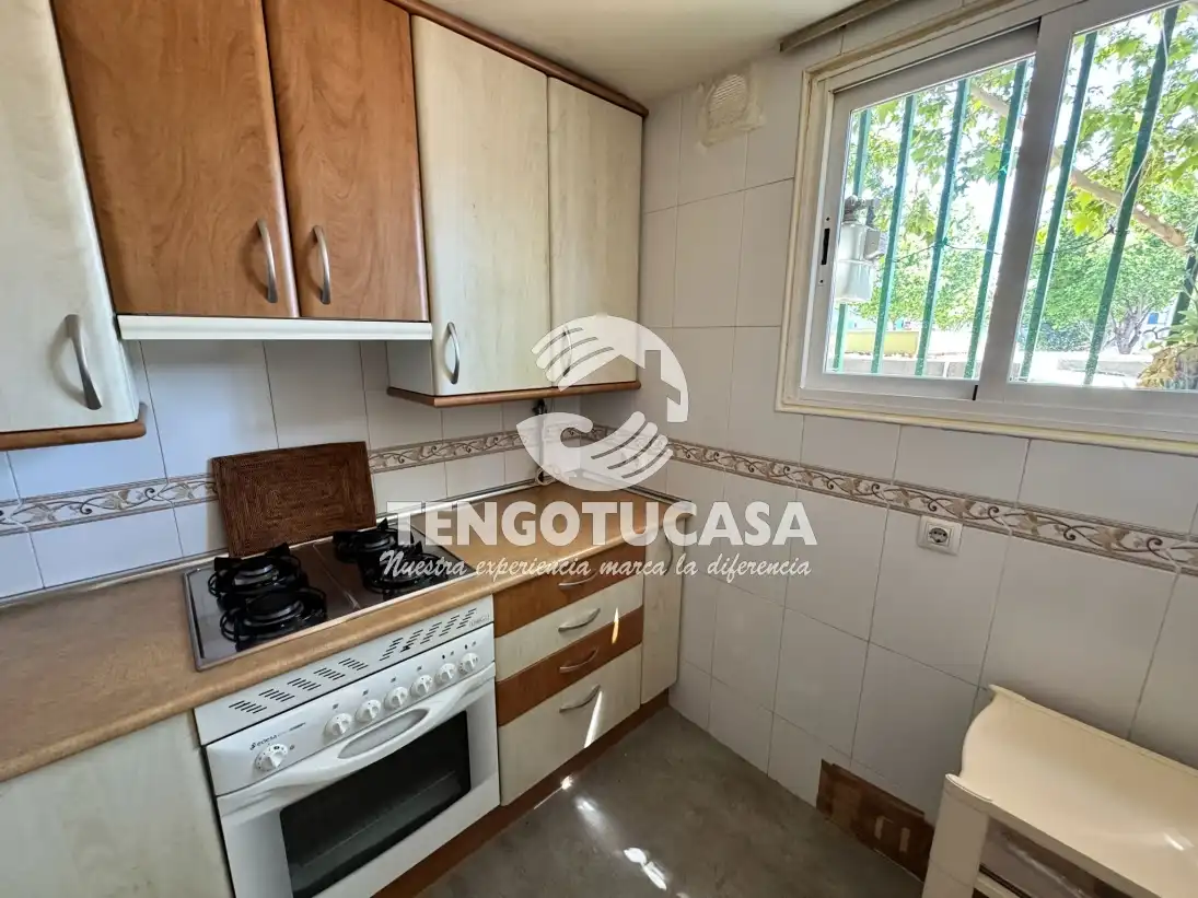 Cocina de Piso en venta en Madrid con Calefacción, Trastero y Horno
