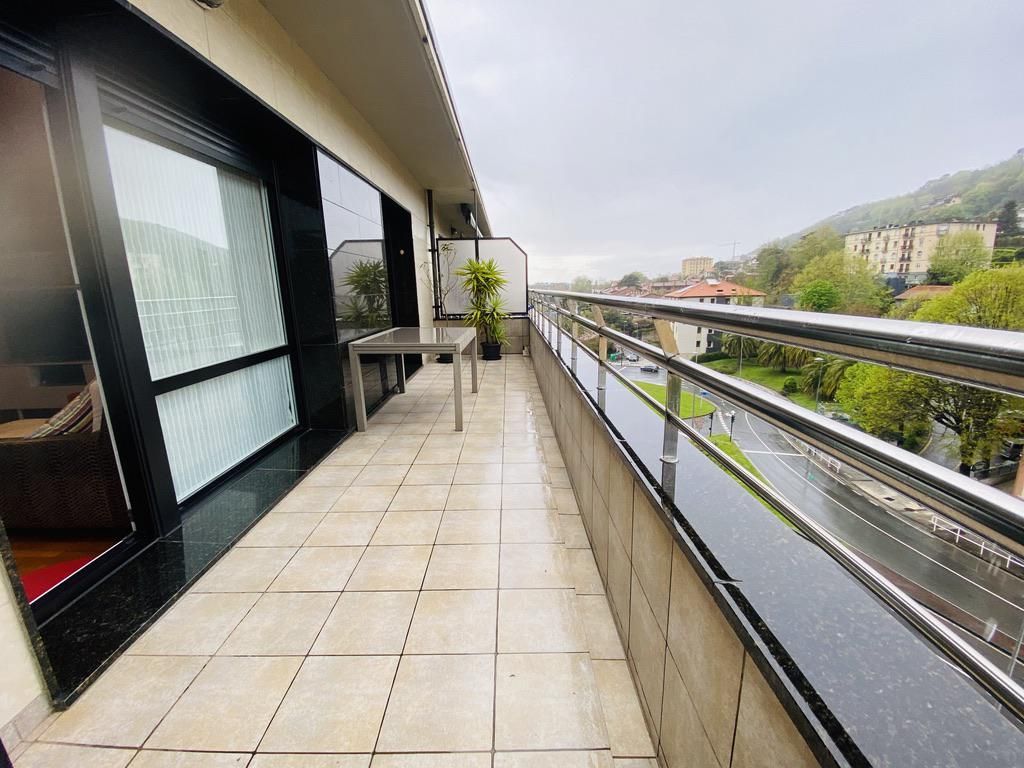 Attic to rent in Ategorrieta - Ulia
