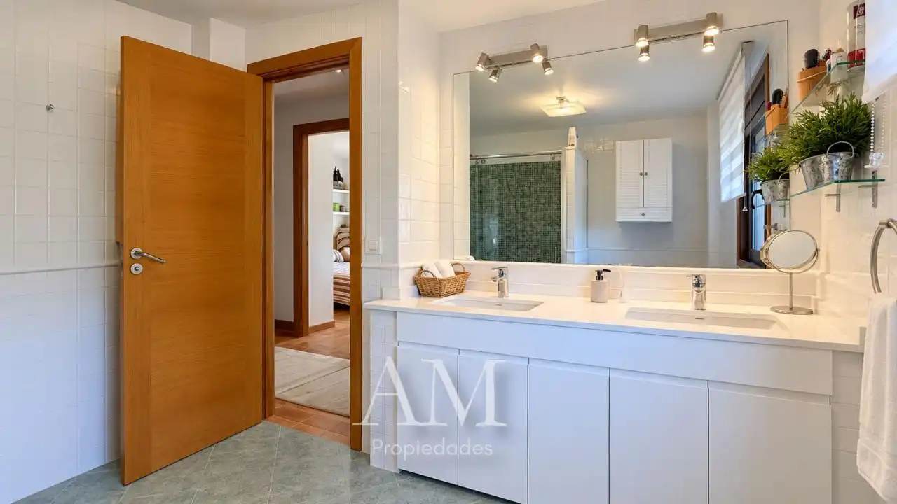 Detached house with pool for sale in Zamanes, imagen 40