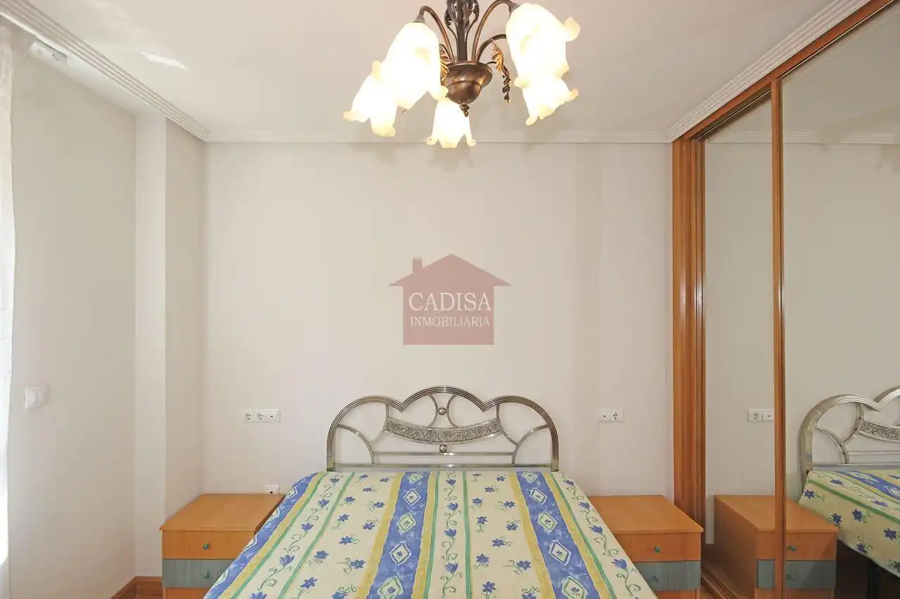 Bedroom of Flat for rent in Salamanca  with Heating, Storage room and Furnished