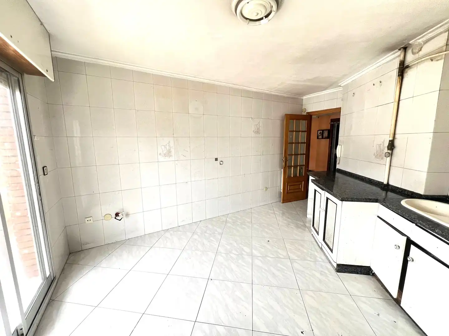 Piso en venta en Calle Gil y Carrasco, 27, Fabero