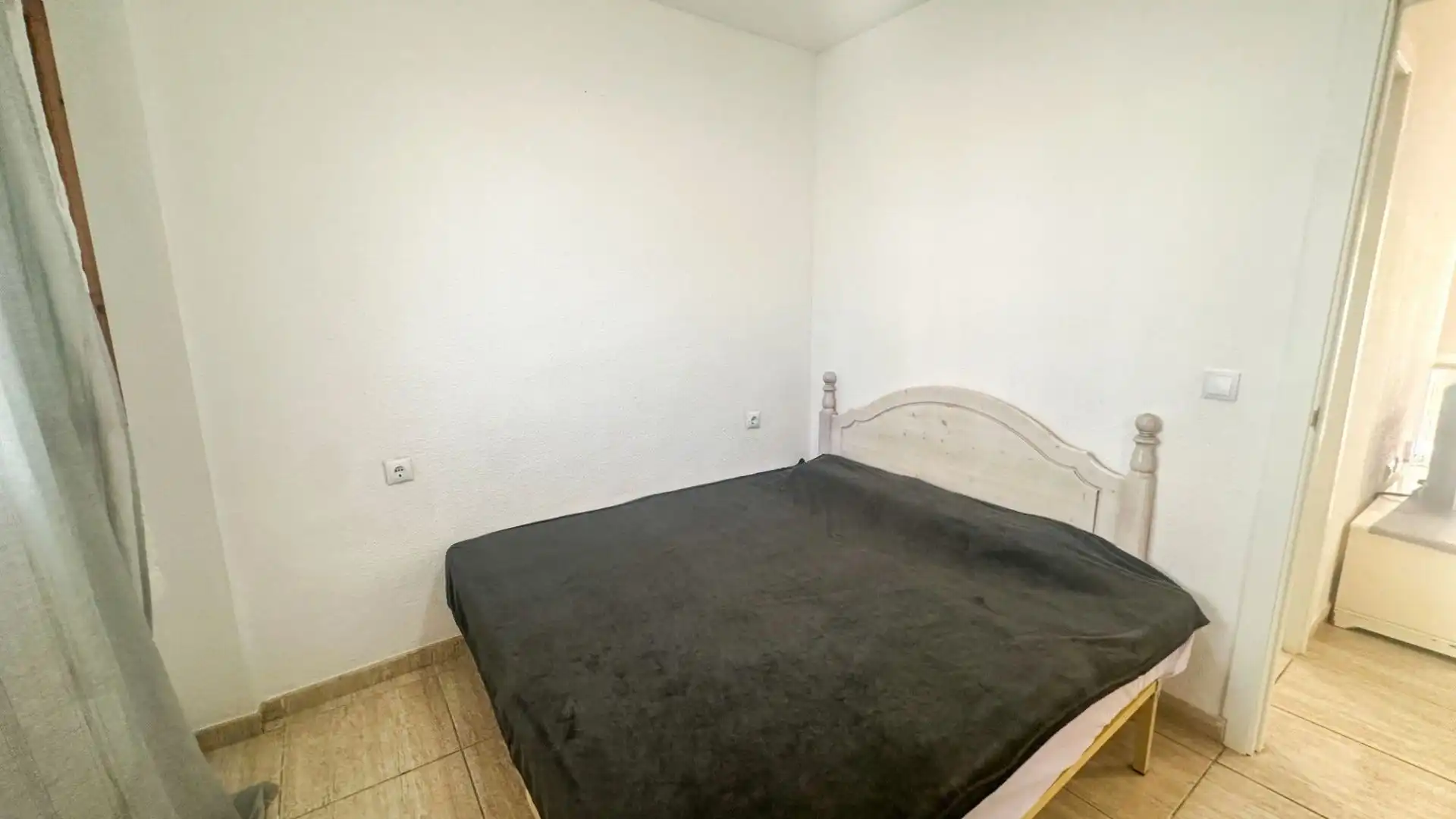 Dormitori de Apartament en venda en Orihuela Costa