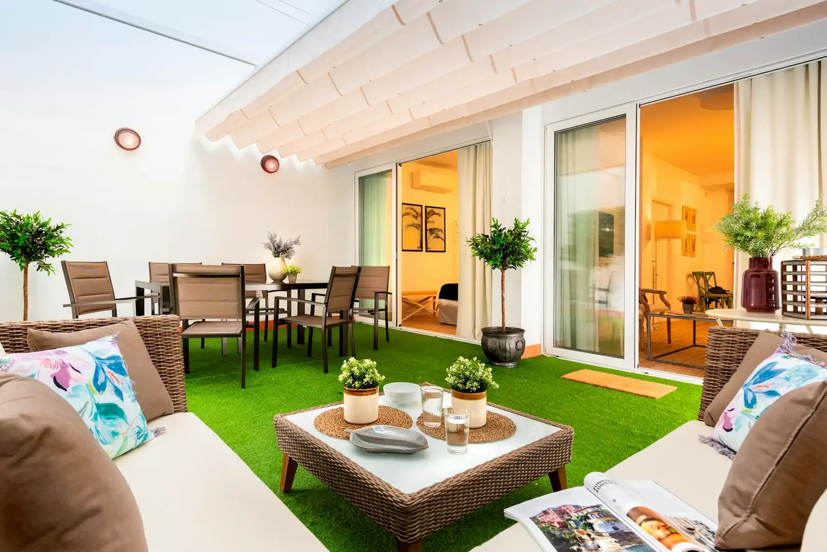 Terrace of Flat for rent in Sevilla  with Air Conditioner, Heating and Washing machine