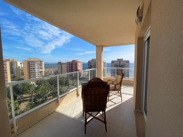 Apartament amb balcó en venda a Barrio Veneziola J (Manga)