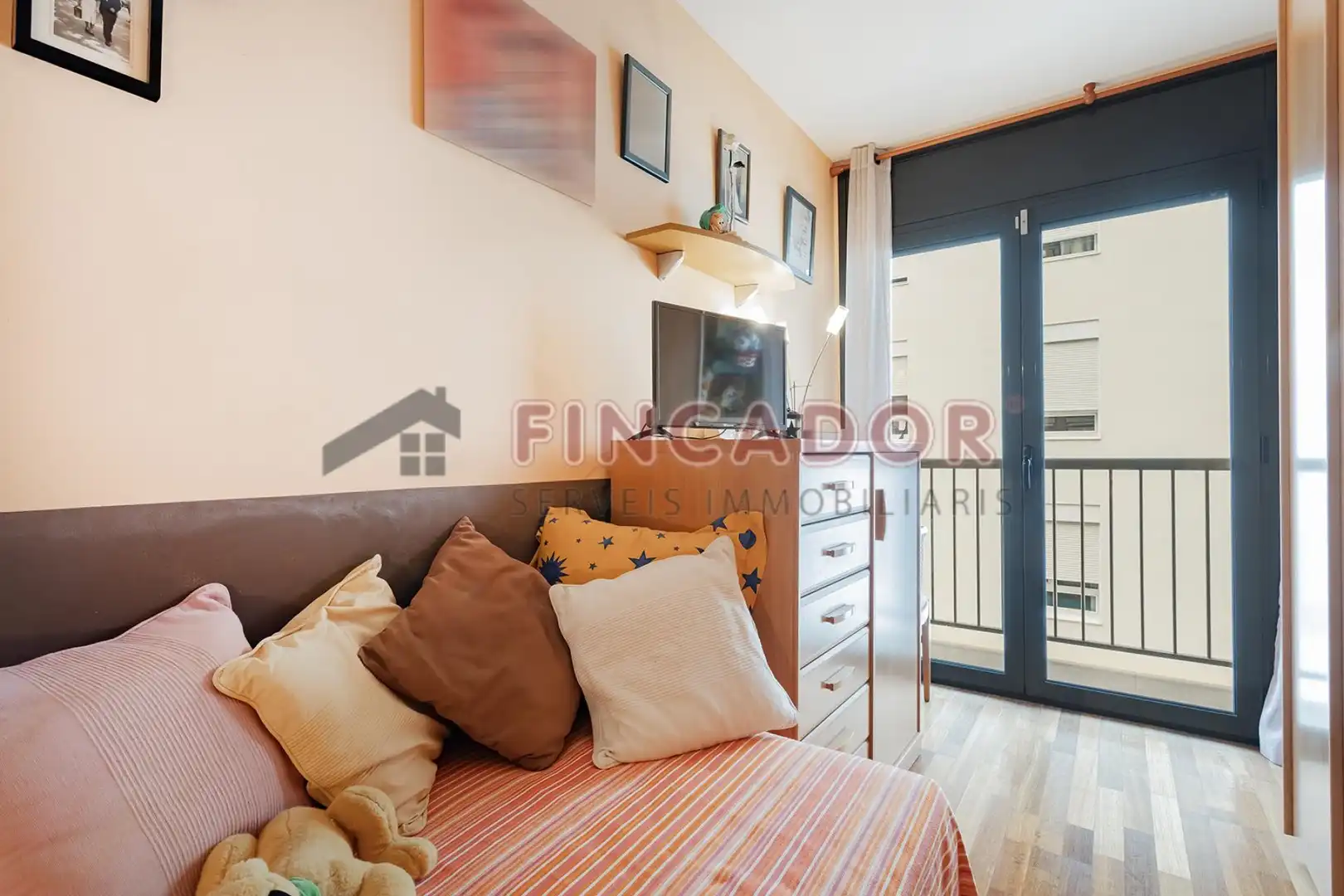 Piso con terraza en venta en Passatge de Carbonell, imagen 23