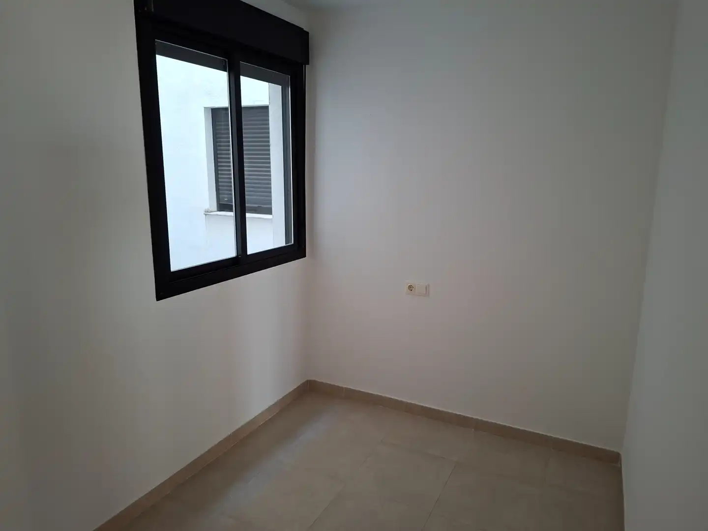 Habitación de Piso de alquiler en Madrigal 