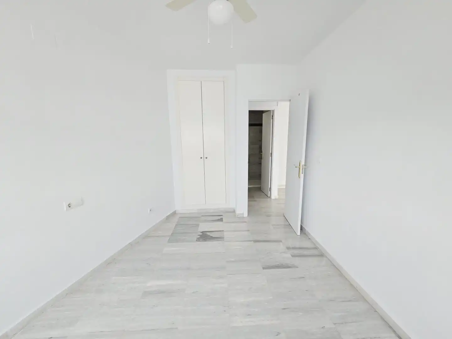 Habitación de Piso en venta en Polopos con Terraza y Piscina comunitaria