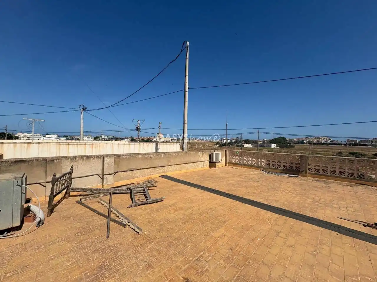 Terrassa de Local en venda en La Manga del Mar Menor amb Alarma