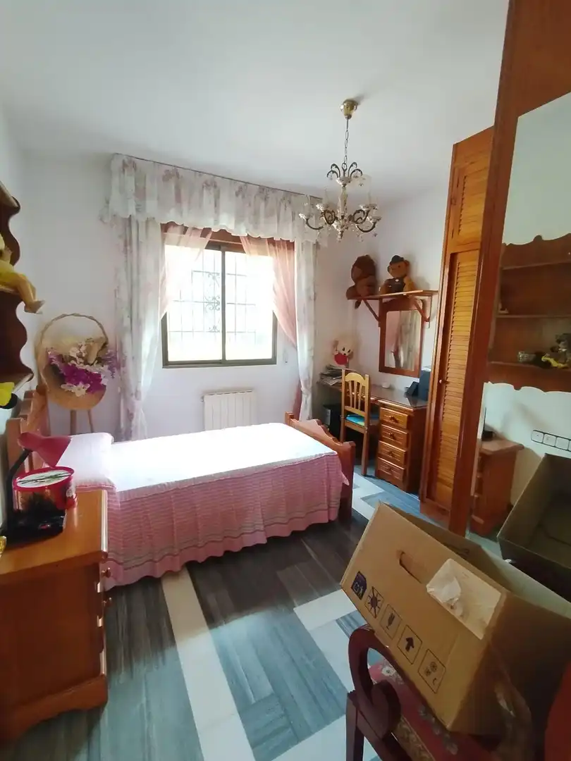 Chalet con piscina en venta en Calle de la Adelfa, imagen 59