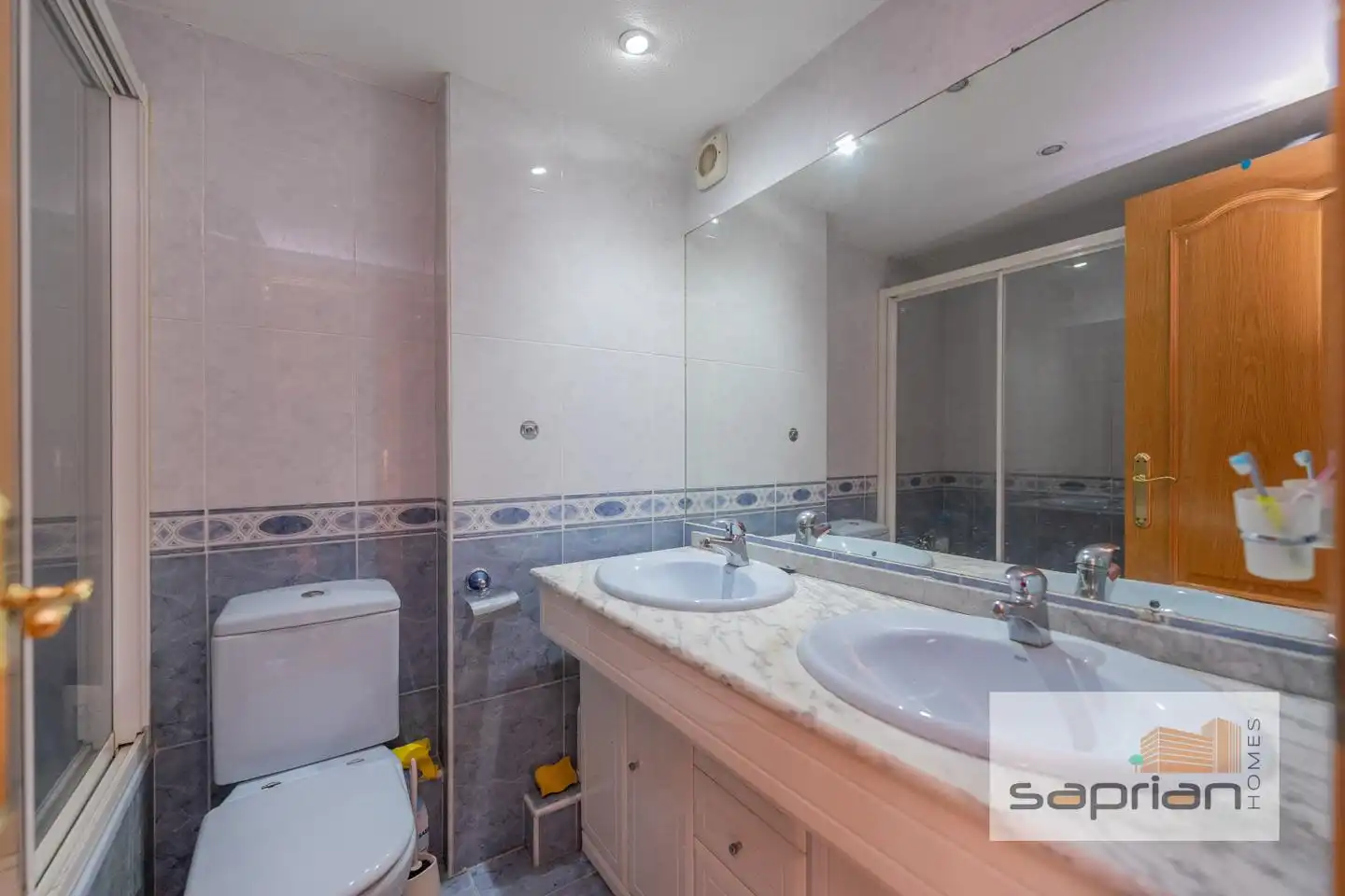 Badezimmer von Wohnung zum Verkauf in Pozuelo de Alarcón mit Heizung, Terrasse und Abstellraum