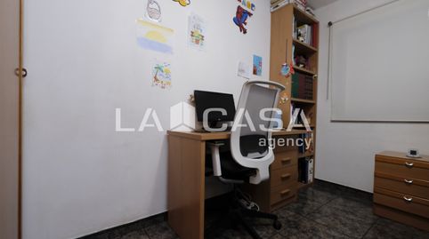 Foto 5 de Piso en venta en Porta, Barcelona Capital