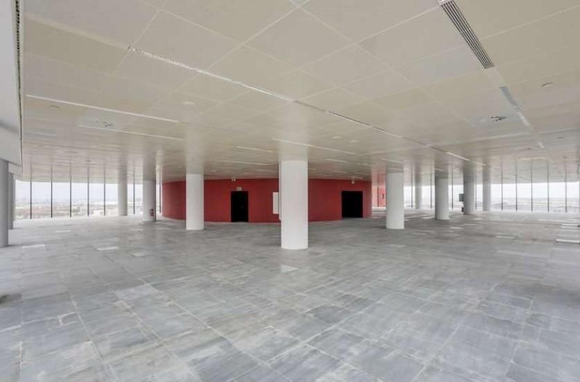 Büro miete in L'Hospitalet de Llobregat mit Klimaanlage und Heizung