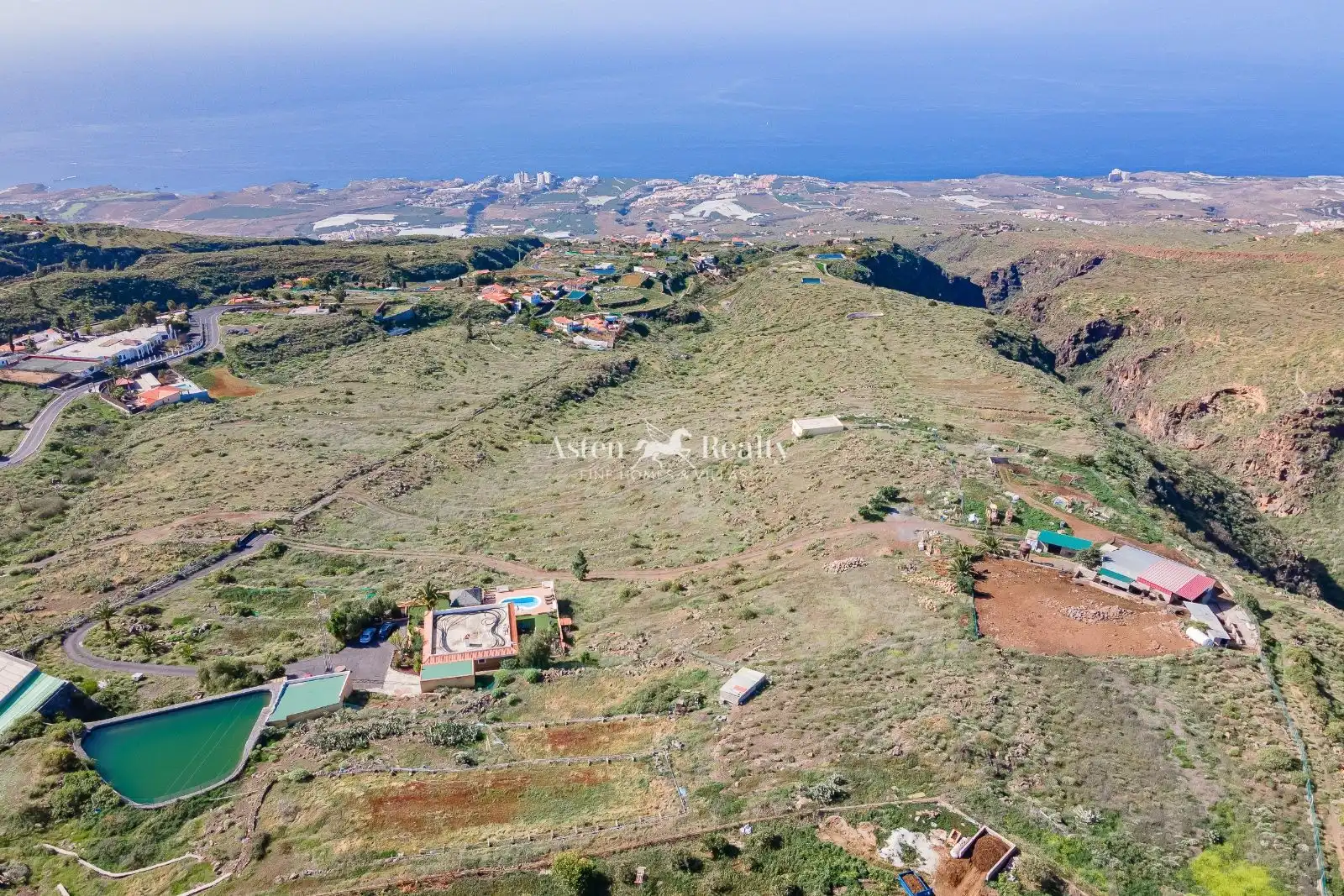 Casa o xalet en venda en Adeje amb Aire condicionat, Traster i Piscina