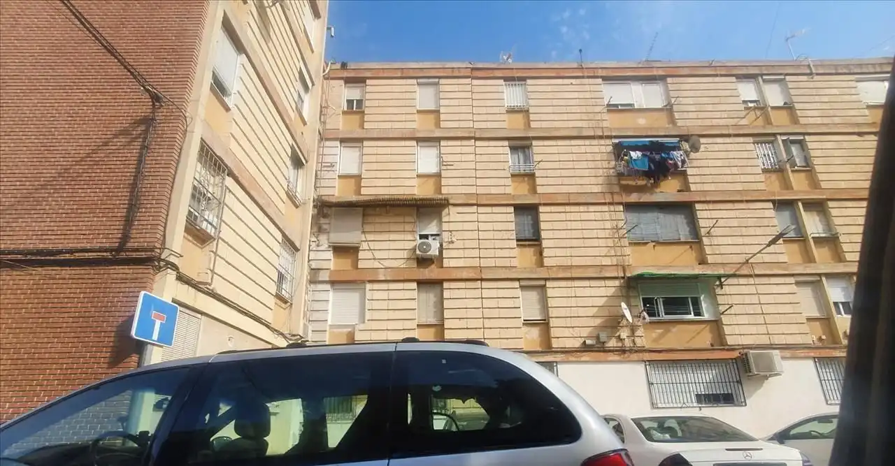 Apartment for sale in Poligono Paz 4, imagen 2
