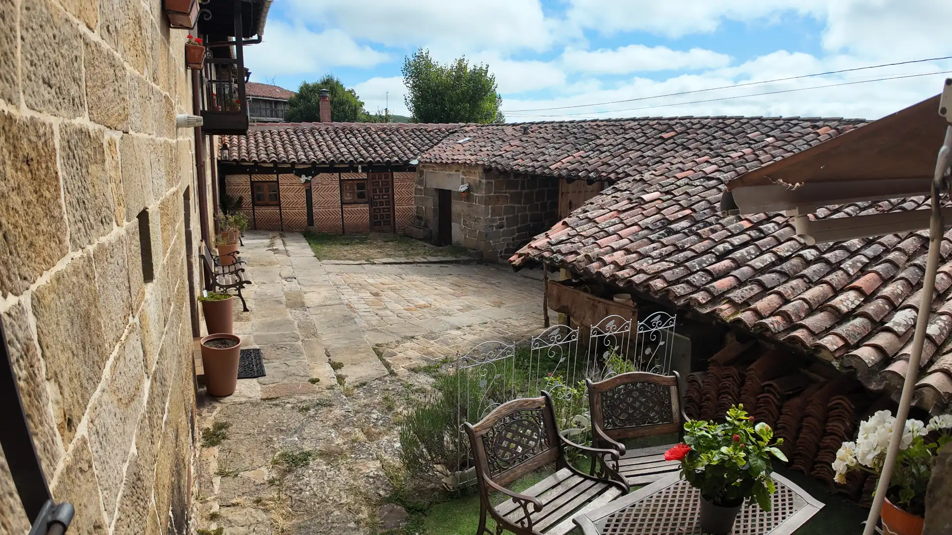 Terraza de Edificio en venta en Valderredible