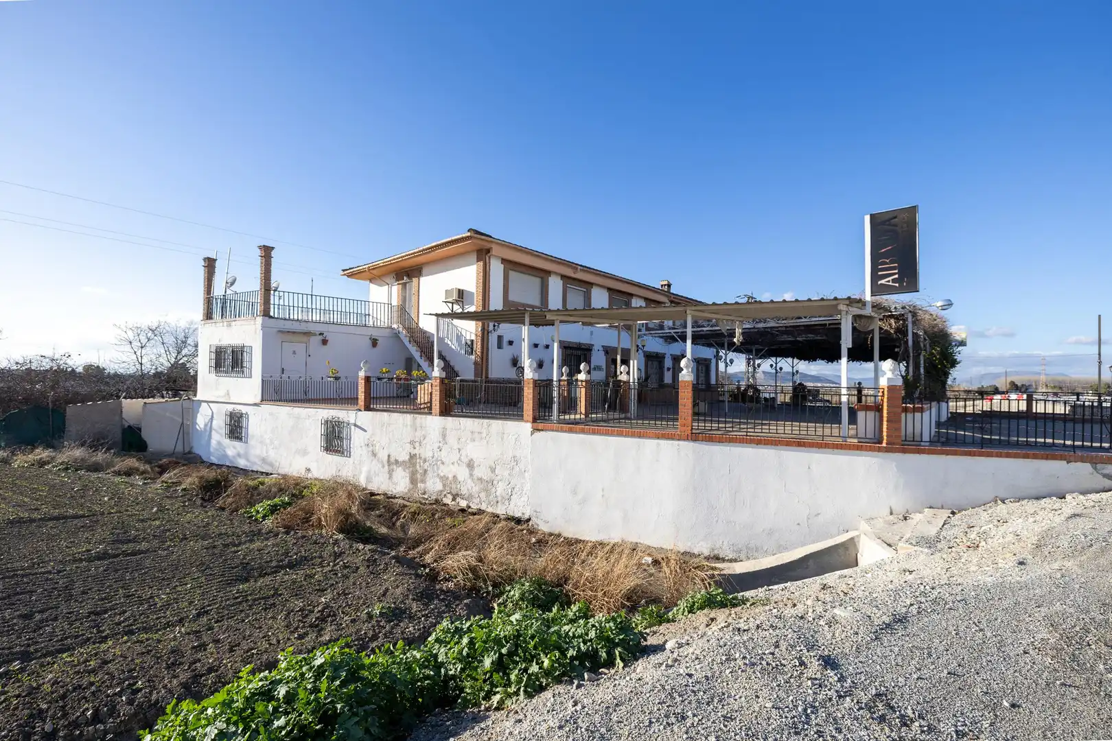 Local comercial en venta en Camino de Purchil