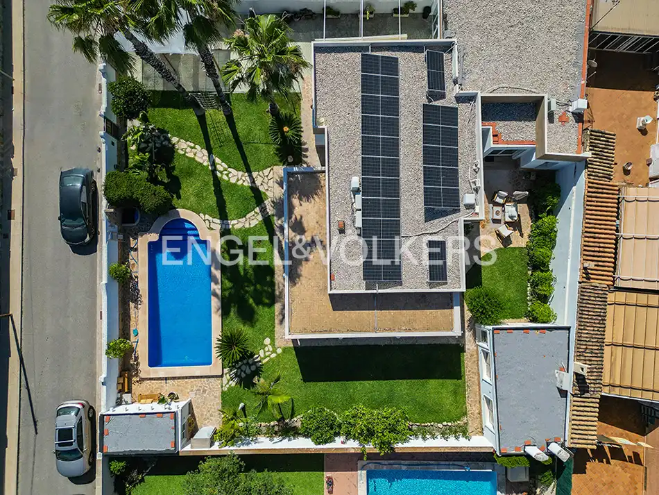 Vista exterior de Casa o chalet en venta en Sant Joan d'Alacant con Aire acondicionado, Calefacción y Jardín privado
