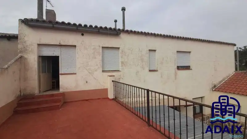 Vista exterior de Casa o xalet en venda en Marjaliza amb Calefacció