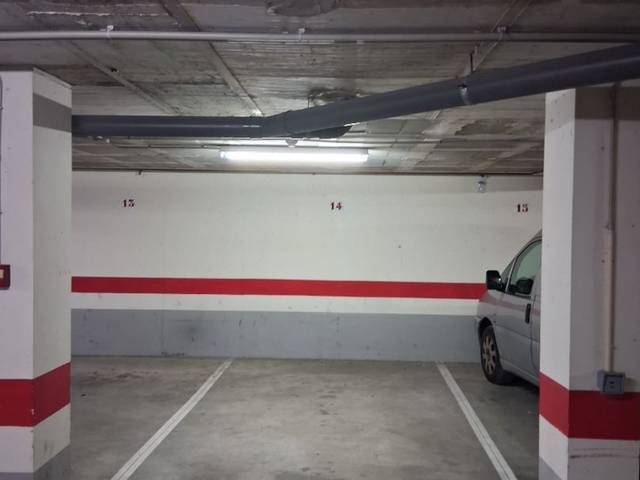 Garaje en Alquiler en Calle Mesonero Lucio, 12 en Garbinet - Parque de las Avenidas