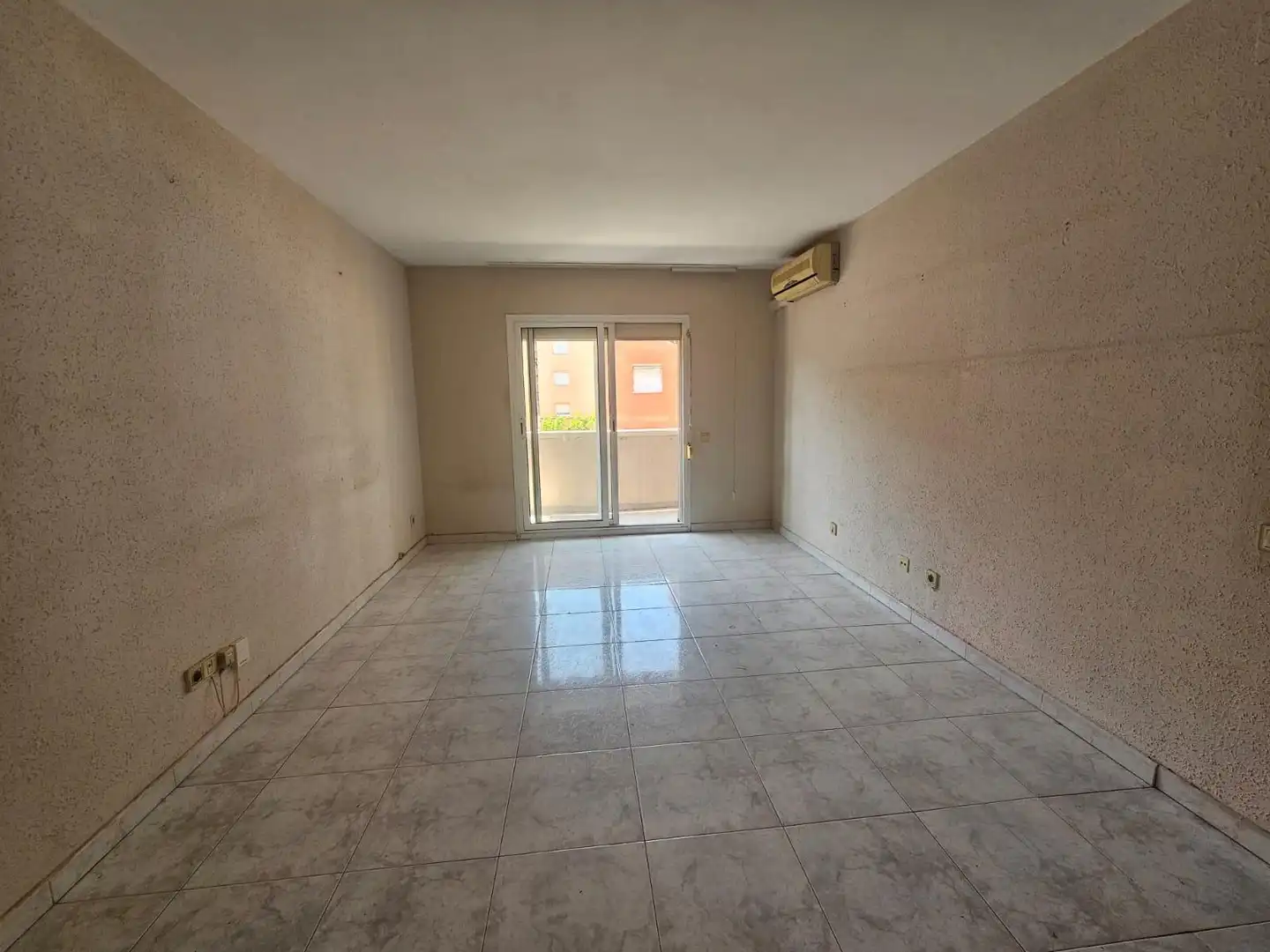 Sala d'estar de Pis en venda en Parets del Vallès