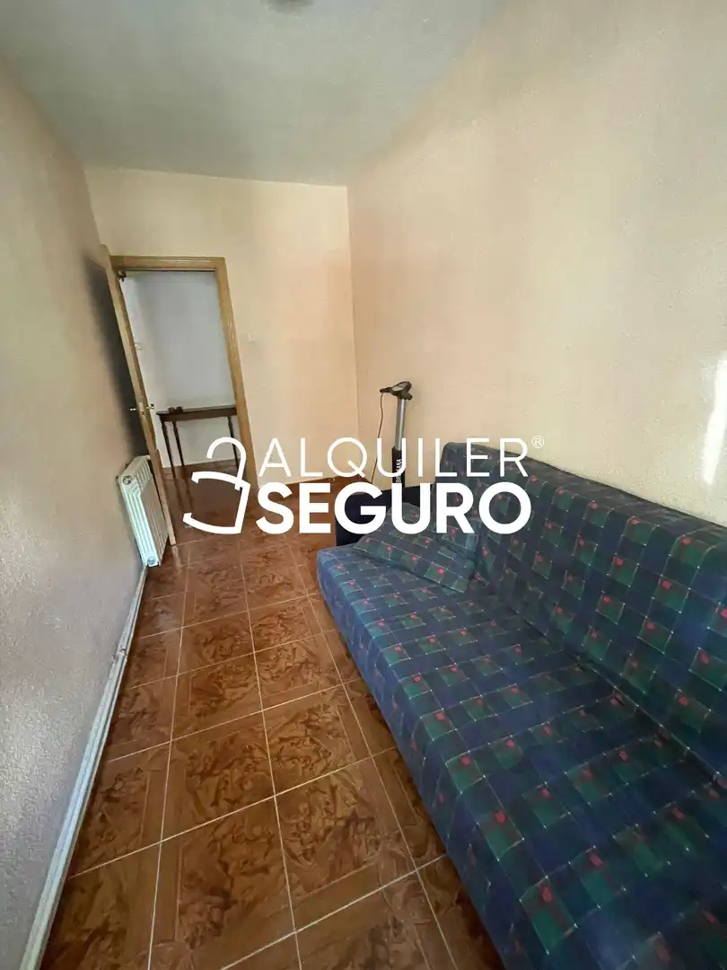 Bedroom of Flat for rent in Madrid  with Heating