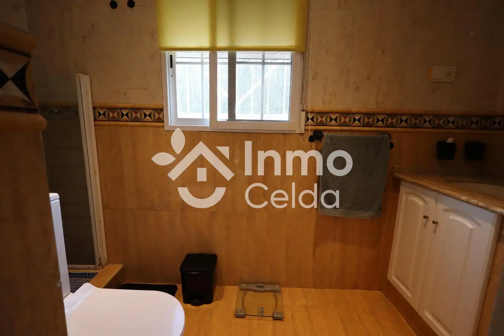Habitación de Casa o chalet en venta en Chiva con Aire acondicionado, Calefacción y Jardín privado
